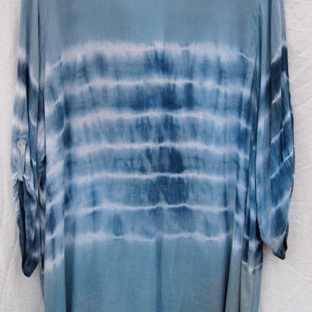 S.R. Fashion Distressed Blue Tunic - Picture 2 of 9